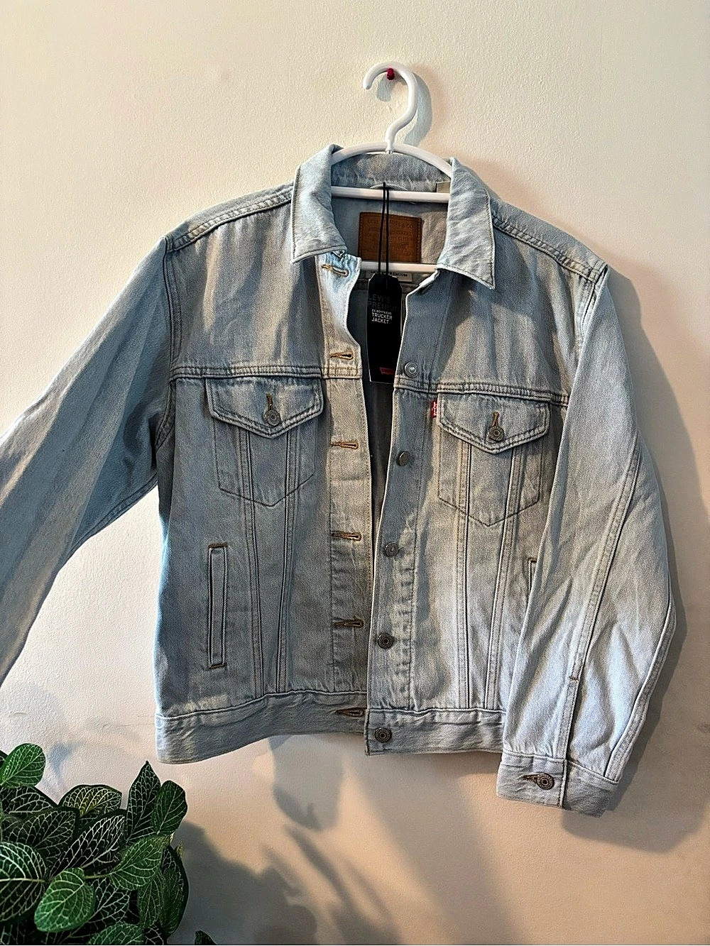 Levi's Premium Ex-Boyfriend Trucker Jacket Light Wash Denim